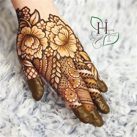 30 Lotus Mehndi Designs For Your Gorgeous Henna Design | Mehndi designs ...