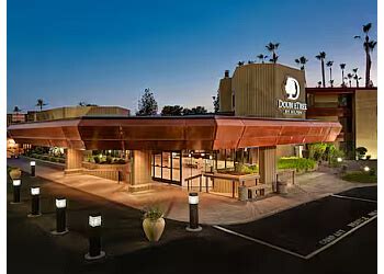 DoubleTree by Hilton Hotel Phoenix Tempe in Tempe - ThreeBestRated.com