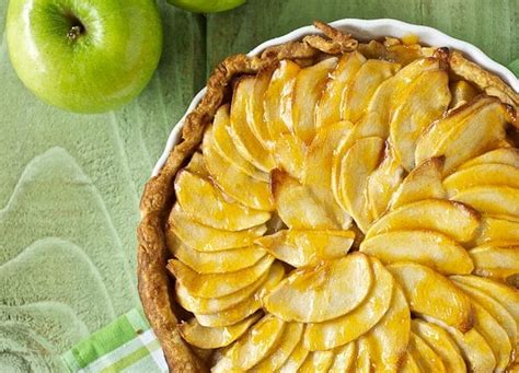 Apple and banana pie – Healthy Food Near Me