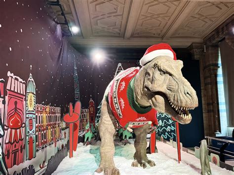 Natural History Museum T-Rex is Ready for the Festive Season – URBAN ...