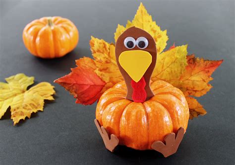 Pumpkin Turkey Thanksgiving Craft for Kids - Growing Up Bilingual