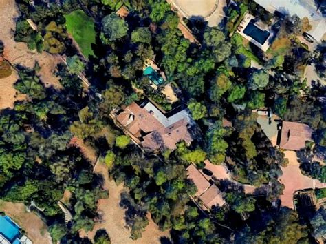 Jaden Smith House: The Hidden Hills Mansion - Urban Splatter