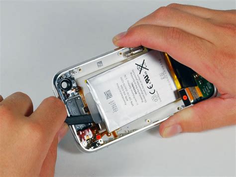 iPhone 3G Battery Replacement - iFixit Repair Guide