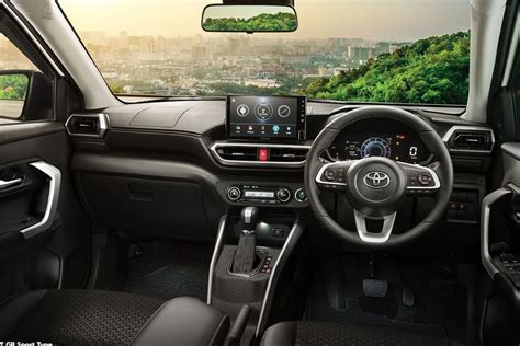 Toyota Raize 2024 Images - Check Interior & Exterior Photos | OtO