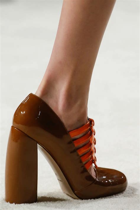 Miu Miu Fall 2015 Ready-to-Wear Fashion Show in 2020 | Stunning shoes ...