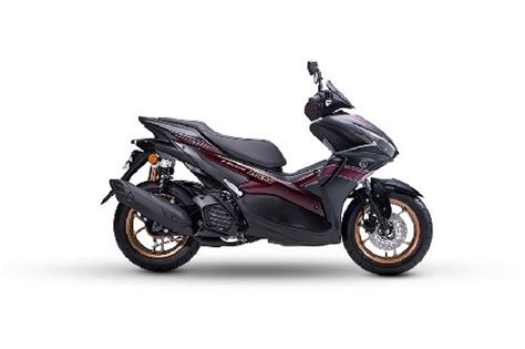 2023 Honda ADV160 vs Yamaha NVX - Which one is better?