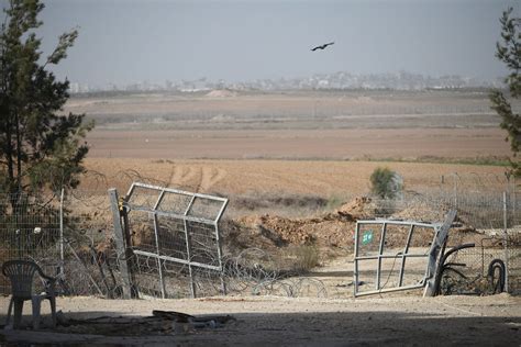 Israel starts building Gaza buffer zone - JNS.org