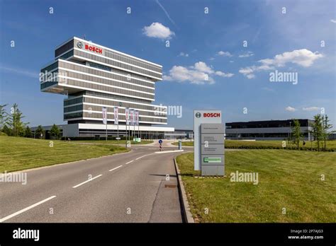 Robert Bosch GmbH, Center for Research and Advance Engineering ...