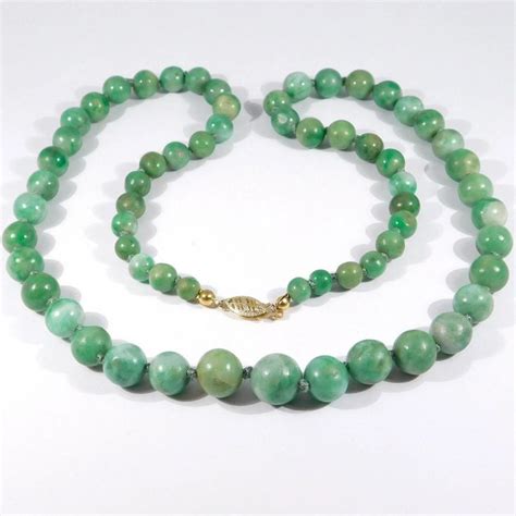 Antique Graduated Natural Jade Beads Necklace 14k | Jade bead necklace ...