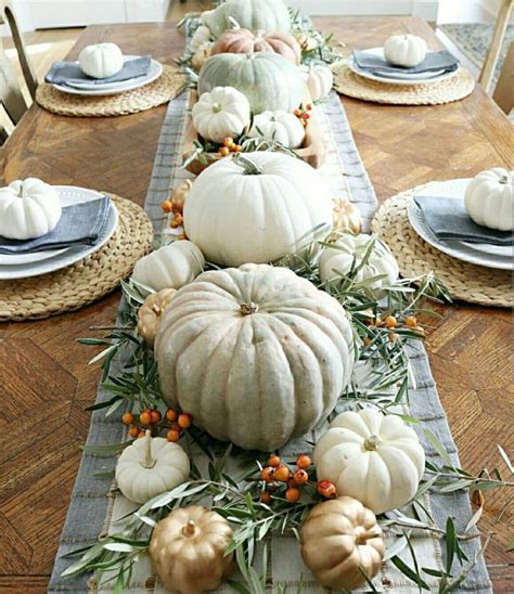 35 Gorgeous Thanksgiving Table Decorations & Easy Centerpiece Ideas - A ...