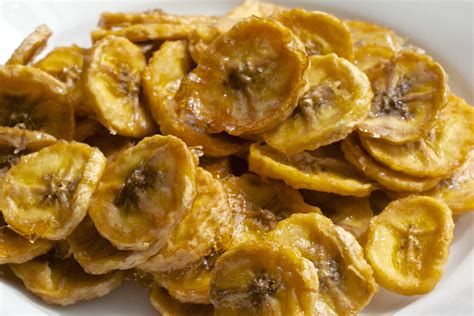 Homemade Banana Chips Recipe - MakeBetterFood.com