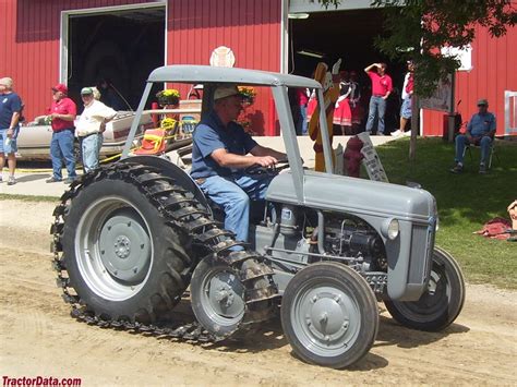 1940 Ford tractor 2n