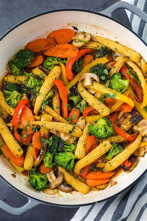 The BEST recipe for homemade Asian Vegetable Stir Fry recipe with a ...