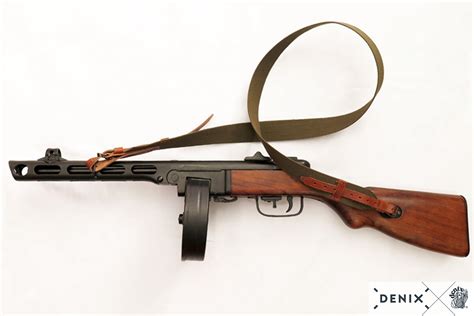 PPSh-41 submachine gun, Soviet Union 1941 (WW II) (9301) - Submachine ...