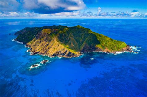 From Tahiti to Pitcairn: A Cruise Everyone Talks About