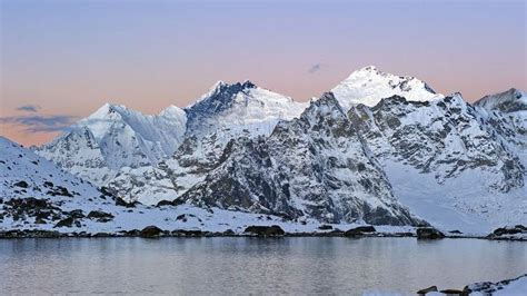 Tibetan Mountain Ranges and Peaks: Ultimate Guide