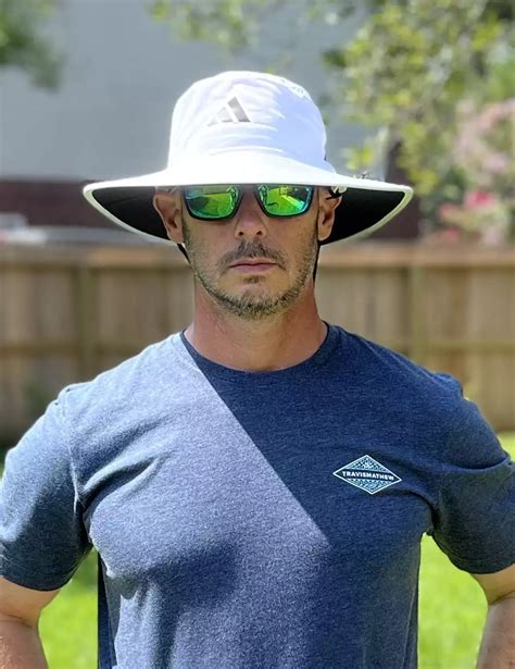 Best Golf Hats For Sun Protection In 2024 | Golfer Geeks