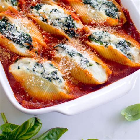 Stuffed Pasta Shells with Spinach and Ricotta