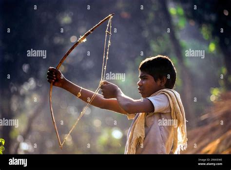 Kurumba tribe hi-res stock photography and images - Alamy