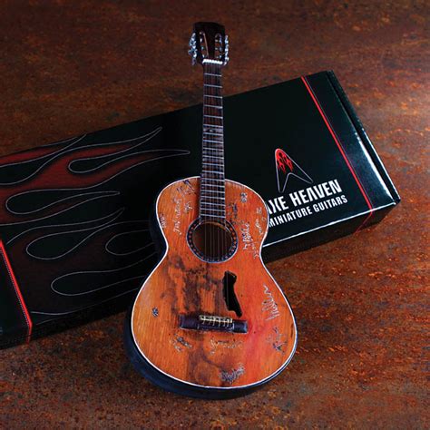 Willie Nelson Signature Trigger Acoustic Model Miniature Guitar Replica ...