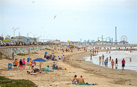 A Guide to the Best Beaches in Galveston