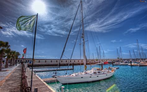 Sailboat Harbor Wallpapers Pictures