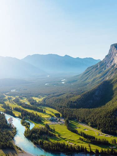 The Fairmont Banff Springs Golf - Fairmont Banff Springs luxury Hotel