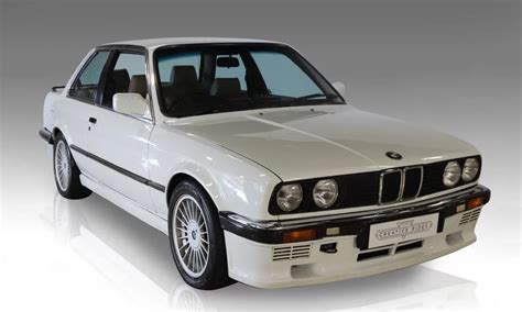 BMW 333i among five classics to top R1 million at CT Auction