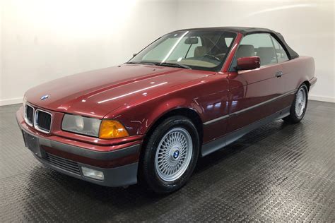 1994 BMW 325i CONVERTIBLE - Front 3/4 - 232336