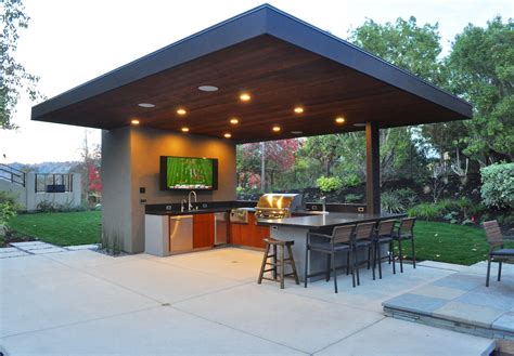 You'll Love These 10 Outdoor Kitchen Designs| Pool & Spa News