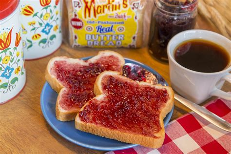 Classic Toast Toppings | Blog | Martin's Famous Potato Rolls and Bread