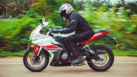 Benelli 302R review | IAMABIKER - Everything Motorcycle!