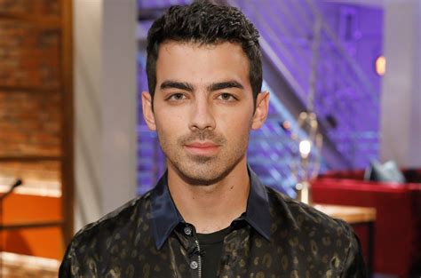 Joe Jonas Found His Barbie Doppelganger & Twitter Couldn't Handle It ...