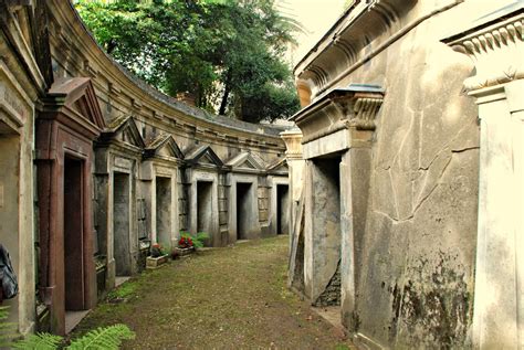 THE MYSTERIES OF THE MAUSOLEA - A guided tour of Highgate Cemetery West ...