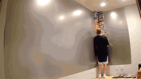 Wall GIF - Find & Share on GIPHY