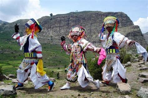 Golpe fuerte Cruel Persona danza de las tijeras peru pañuelo de papel ...