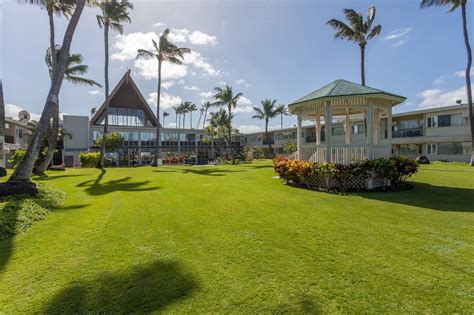 Maui Beach Hotel, Kahului: 2020 Room Prices & Reviews | Travelocity