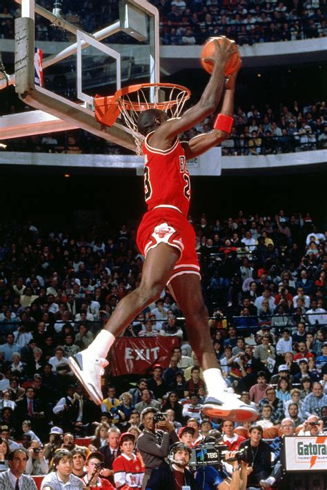 Michael Jordan Dunk Logo