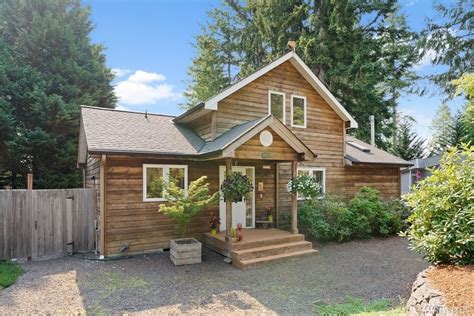 Belfair, WA Real Estate - Belfair Homes for Sale | realtor.com®