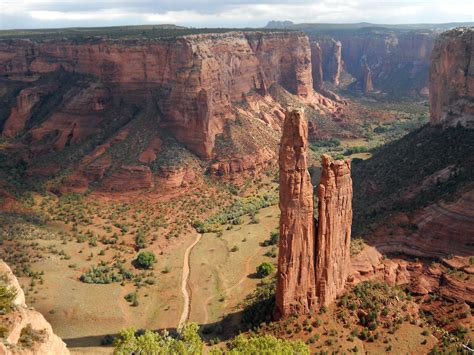 Spider Rock, Canyon De Chelly, Navajo Nation : arizona