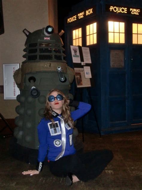 Tardis Costume! | Doctor who cosplay, Tardis costume, Cosplay