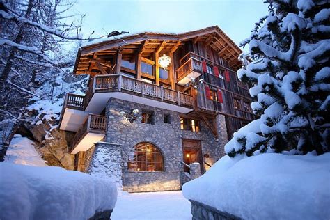 Stunning Luxury Chalet in French Alps Promises a Holiday you Deserve!