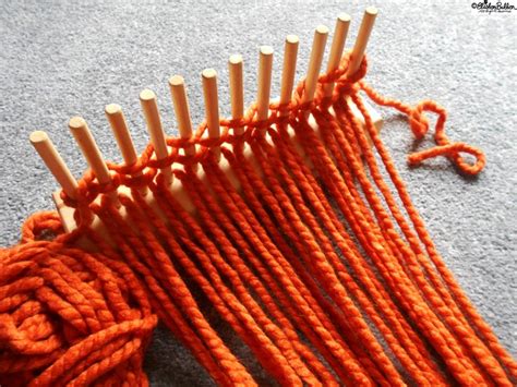 Peg loom, Weaving, Loom weaving