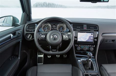 Interior of the Golf R | Volkswagen Newsroom