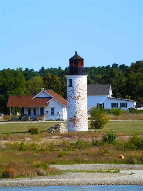 Michigan Bucket List: 6 Lighthouses Perfect for an Adventure - Awesome ...