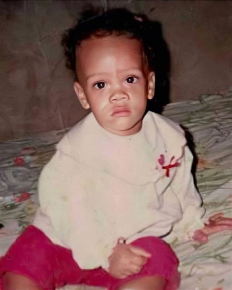 Young Rihanna, Riri, Celebs, Face, Angels, Babies, Quick, Celebrities ...