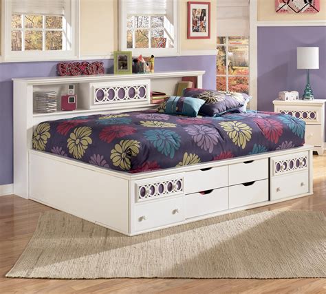 Zayley Full Bedside Bookcase Daybed with Customizable Color Panels by ...