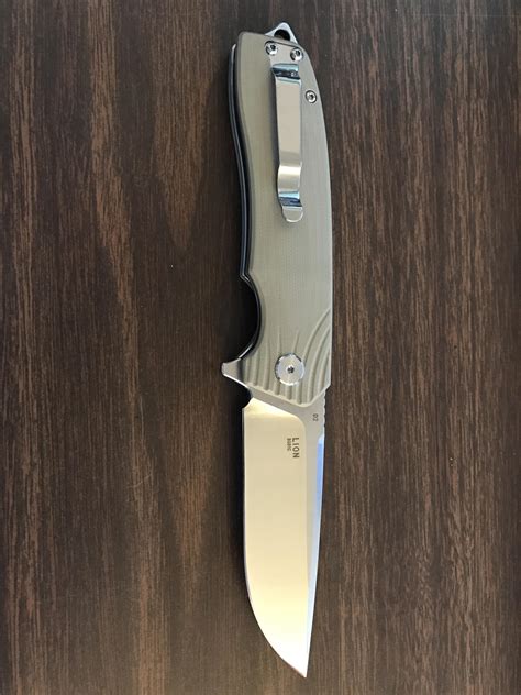 My first folder! The Bestech Lion in D2 : knives