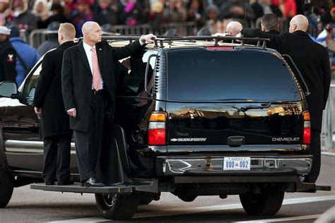 Secret Service Agent Job Description: Salary, Skills, & More