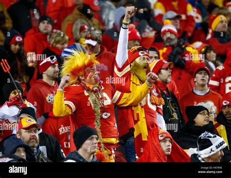 Kansas city chiefs fans hi-res stock photography and images - Alamy